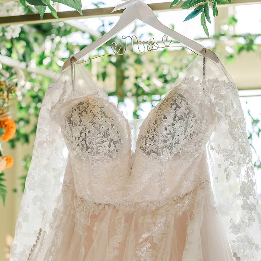 Wedding Dress For Sale !!!